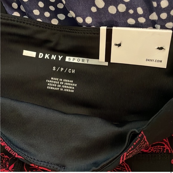 DKNY Sport Sumatra Printed High-Waist Leggings - Picture 6 of 9